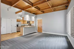 10 La Montagne Ln, Sandy, UT 84092 - Photo 9