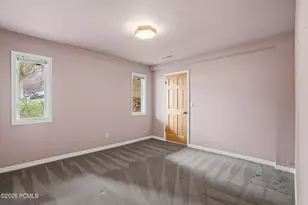 10 La Montagne Ln, Sandy, UT 84092 - Photo 31