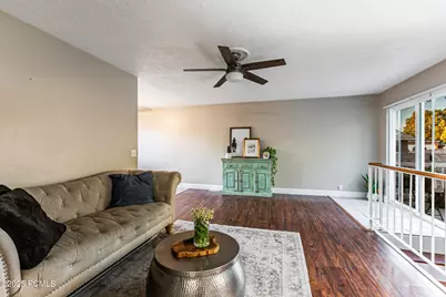 5235 S Glendon Way #Apt Y4, Murray, UT 84123 - Photo 3