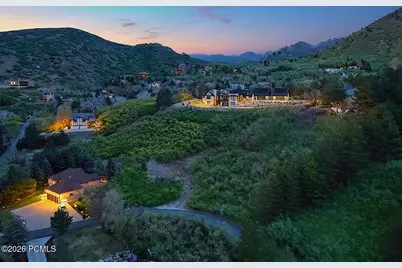 10667 S Hidden Ridge Lane, Sandy, UT 84092 - Photo 7