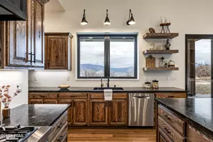 5842 Old Snow Basin Rd, Huntsville, UT 84317 - Photo 21
