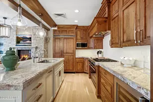 8902 Empire Club Dr, Park City, UT 84060 - Photo 5