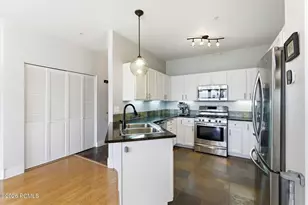 8231 Meadowview Ct, Park City, UT 84098 - Photo 9