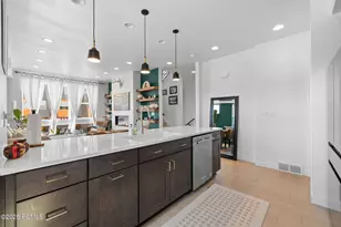 6680 Purple Poppy Ln, Park City, UT 84098 - Photo 5