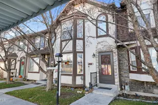 890 E Hamlet Circle, Midway, UT 84049 - Photo 1