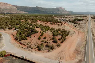 1933 S Cyn Dr, Hurricane, UT 84737 - Photo 1