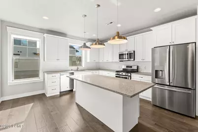 10374 S Sage Canal Way, Sandy, UT 84070 - Photo 3