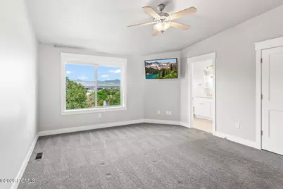 10374 S Sage Canal Way, Sandy, UT 84070 - Photo 23