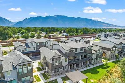 10374 S Sage Canal Way, Sandy, UT 84070 - Photo 9