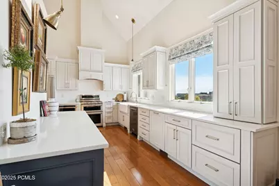 281 N Almond Street, Salt Lake City, UT 84103 - Photo 11