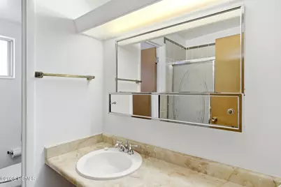 4668 S Green Valley Drive, Salt Lake City, UT 84107 - Photo 7