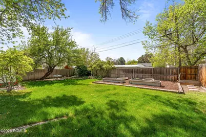 4640 S Locust Lane, Salt Lake City, UT 84117 - Photo 41
