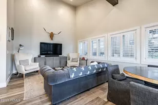 3004 Meadows Dr, Park City, UT 84060 - Photo 11