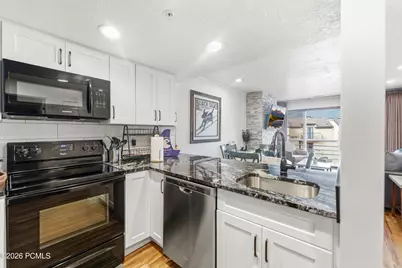 2000 Prospector Avenue #402, Park City, UT 84060 - Photo 3