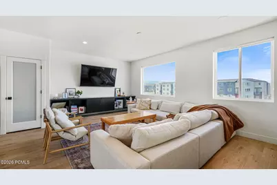 428 W 900, American Fork, UT 84003 - Photo 5