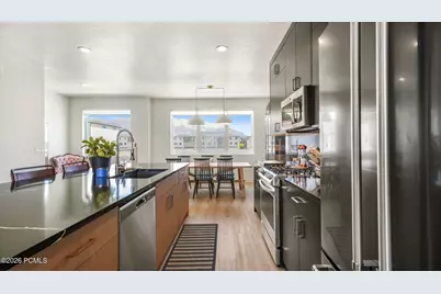 428 W 900, American Fork, UT 84003 - Photo 9