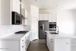 1093 E Becca Rd, Daniel, UT 84032 - Photo 9