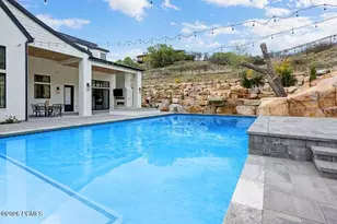 11 Cross Hill Ln, Sandy, UT 84092 - Photo 103