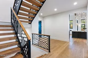 11 Cross Hill Ln, Sandy, UT 84092 - Photo 87