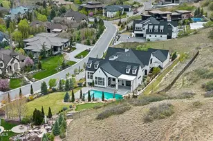 11 Cross Hill Ln, Sandy, UT 84092 - Photo 5