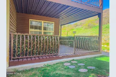 1041 W Grindelwald Court #R5, Midway, UT 84049 - Photo 3