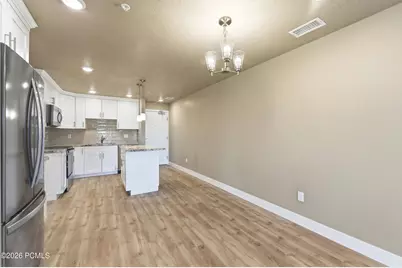1032 E 400 South #Apt 301b, Salt Lake City, UT 84102 - Photo 5
