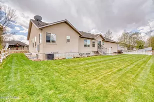 136 W 360, Kamas, UT 84036 - Photo 5