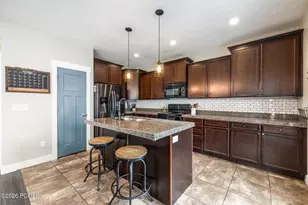 1879 W Trail Heights Dr, Riverton, UT 84065 - Photo 5