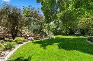 6274 S Oles Ln, Holladay, UT 84121 - Photo 89