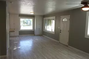 55 S Center St, Midway, UT 84049 - Photo 3