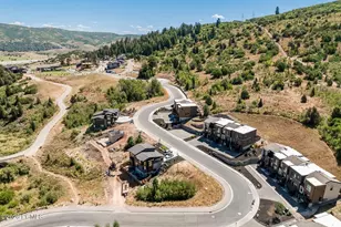 4388 W Discovery Wy, Park City, UT 84098 - Photo 11
