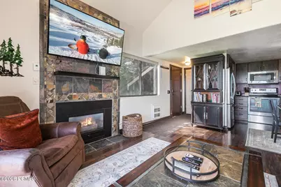 2025 Canyons Resort Drive #Q8, Park City, UT 84098 - Photo 3