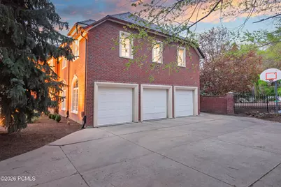 5543 Walker Woods Lane, Holladay, UT 84117 - Photo 47