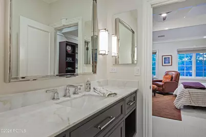 5543 Walker Woods Lane, Holladay, UT 84117 - Photo 33
