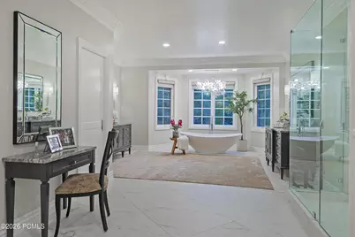 5543 Walker Woods Lane, Holladay, UT 84117 - Photo 25