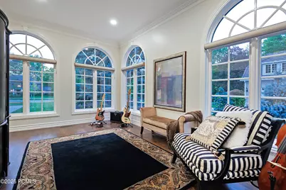 5543 Walker Woods Lane, Holladay, UT 84117 - Photo 7