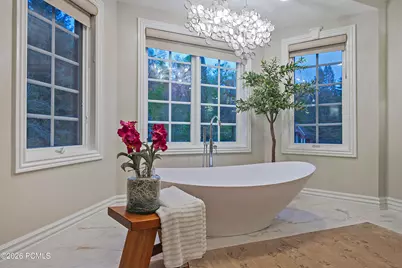 5543 Walker Woods Lane, Holladay, UT 84117 - Photo 27