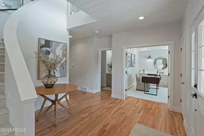 16 Gatehouse Lane, Sandy, UT 84092 - Photo 5