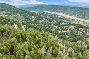 395 Matterhorn Dr, Park City, UT 84098 - Photo 1