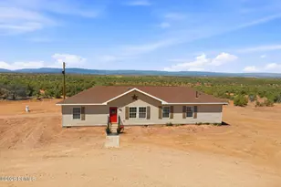 923 N Sundance Ln, Duchesne, UT 84021 - Photo 1