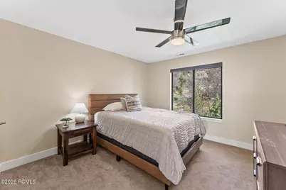 1718 Oak Springs Drive, Salt Lake City, UT 84108 - Photo 27