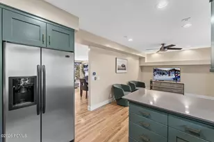 1718 Oak Springs Dr, Salt Lake City, UT 84108 - Photo 5