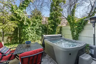 1718 Oak Springs Drive, Salt Lake City, UT 84108 - Photo 31