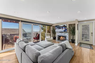 1718 Oak Springs Drive, Salt Lake City, UT 84108 - Photo 11