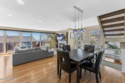 1718 Oak Springs Drive, Salt Lake City, UT 84108 - Photo 9