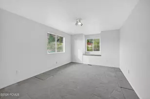 8927 E Pineview Dr, Huntsville, UT 84317 - Photo 37