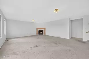 8927 E Pineview Dr, Huntsville, UT 84317 - Photo 11