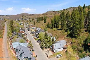 207 Daly Ave, Park City, UT 84060 - Photo 15