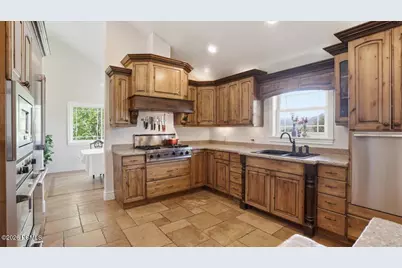 702 W 3000 South, Daniel, UT 84032 - Photo 11