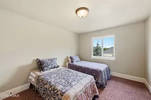 1247 W Alta Creek Cir, South Jordan, UT 84095 - Photo 55